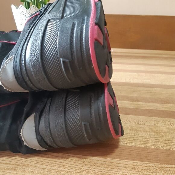 3M Thinsulate Insulation Boots - Picture 3 of 11